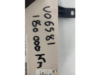 Спидометр (приборный щиток) 8200261093   Renault Clio II   