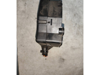 Блок предохранителей 8D1941824 Audi A6 S6 C6 4F