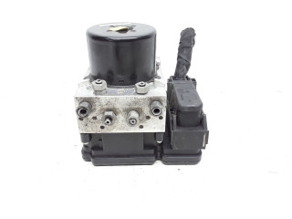 Блок АБС 31329137, P31329137   Volvo  S60  2011 - 2013 года