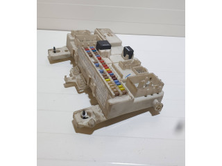 Блок предохранителей 31254903, 519096804   Volvo V50       