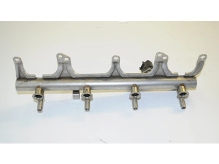 Vstřikovací lišta 06J133317 Audi A3 S3 8P