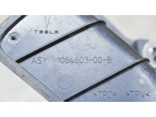 Другая деталь отделки багажника