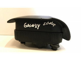 Подушка безопасности водителя 687C01116680   Ford Galaxy