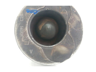  Поршень K9K768 AE13060713B  Renault Clio III  