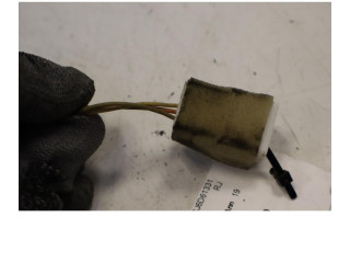 Зеркало электрическое        Mahindra KUV100  2016 -  года   