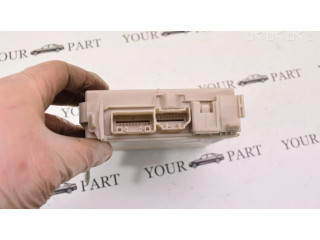 Pojistková skříňka 8267030230 Lexus GS 300 350 430 450H 2005