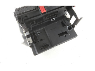 Pojistková skříňka A2215403050, A2215450801 Mercede-Benz S W221 2006