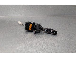 Ручка стеклоочистителей 96279224 Chevrolet Tacuma