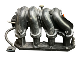 Всасывающий коллектор 14001aw400, 14001AW400 Nissan Almera Tino