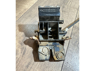 Zámek zadních dveří A1717500085, A1717500185 Mercedes-Benz C W203 2007