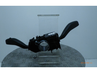 Панель приборов 6R0963521A Skoda Fabia Mk2 (5J)