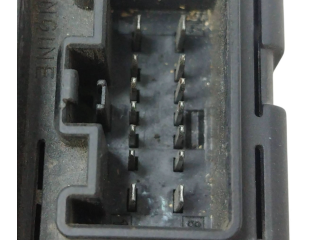 Блок предохранителей 9452993, 518323118 Volvo S80