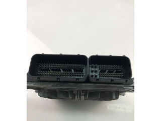 Блок управления двигателем Блок управления 31336983, 0281018414   Volvo V70