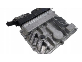 Блок управления двигателя 55581805   Opel Meriva B