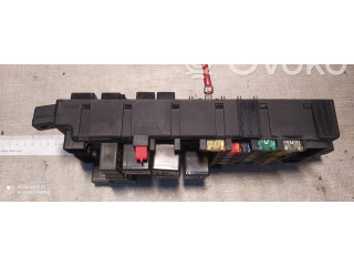 Блок предохранителей 8678449, 518828017 Volvo XC90