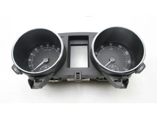 Панель приборов 5L0920940H Skoda Yeti (5L)
