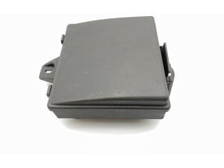 Блок предохранителей 2W9314A073BE, 2W9314A073BE Jaguar XJ X350