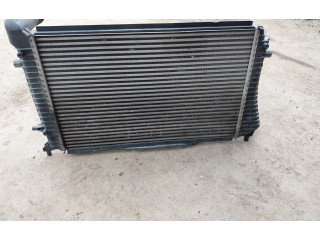 Интеркулер  1K0145803Q, 0281002399   Volkswagen Caddy 