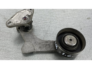 Устройство натяжки ремня