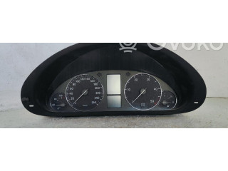 Přístrojová deska Mercedes-Benz C W203 2016 A2035409547