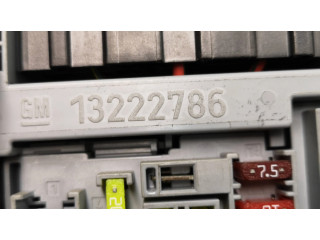 Блок предохранителей 13222786, 13500587 Chevrolet Orlando