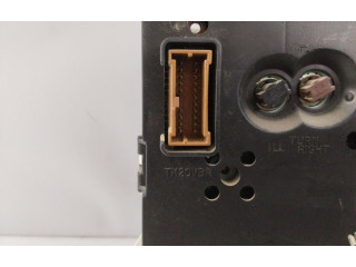 Přístrojová deska Nissan Almera Tino BU071