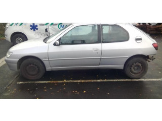 Ручка стеклоочистителей 6239J1 Peugeot 306