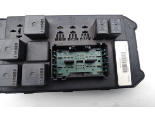 Блок предохранителей 56050593AB Jeep Commander