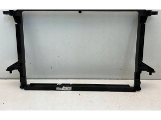 Диффузор 4KE121360G Audi e-tron