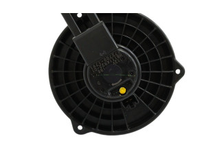 Вентилятор печки 8727001791 Mazda CX-3