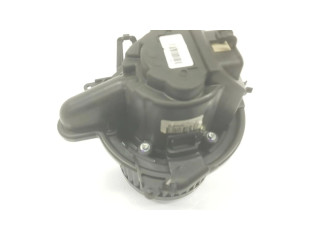 Вентилятор печки 272101170R Renault Captur