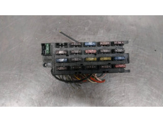 Блок предохранителей    Mercedes-Benz S W140    