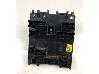 Блок предохранителей 0627001 Nissan Pathfinder R50