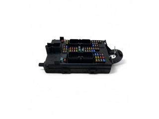 Блок предохранителей 32142591 Volvo XC90