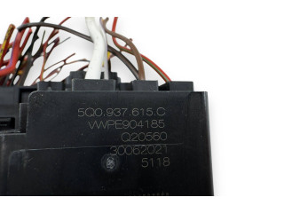 Pojistková skříňka 5Q0937615C Audi TT TTS RS Mk3 8S 2021