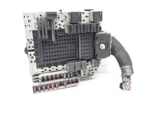 Блок предохранителей 8676286, 8645729 Volvo S80