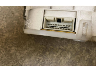 Панель приборов GE6VD Mazda 626