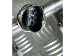 Vstřikovací lišta 7592426 BMW 1 F20 F21 N13