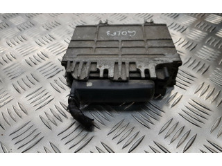 Блок управления двигателя 0261203302, 030906026R Volkswagen Golf III