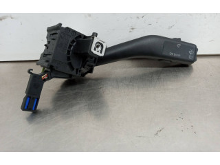 Ручка стеклоочистителей 1K0953519A Volkswagen Golf SportWagen