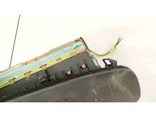 Подушка безопасности пассажира EH009K9X02 Mazda 626