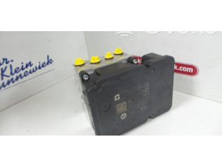 Блок АБС 1K0614517EJ, 1K0907379CC Volkswagen Jetta VI 2011 - 2018 года