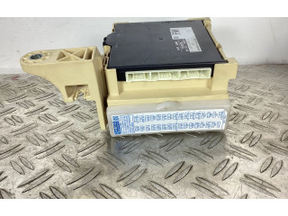 Блок предохранителей 8922178020, 2380005570 Lexus NX