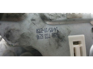 Рулевая рейка  Передний механический механизм для подъема окна 8200733829   Dacia Sandero  -  года