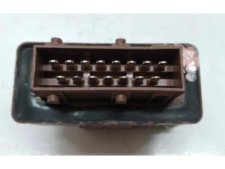 Блок предохранителей 7456121314   Peugeot Expert    