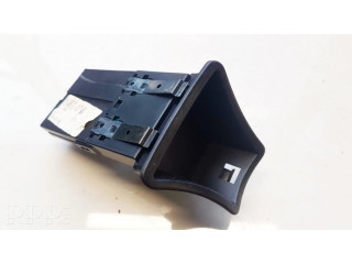 Дисплей 8222779902, 1560167770VB C141 Alfa Romeo 156