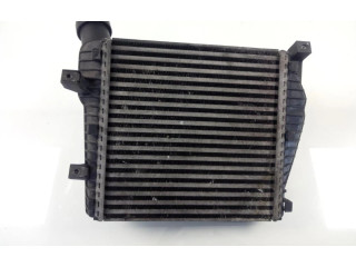 Интеркулер 7L0145804A Porsche Cayenne (9PA)