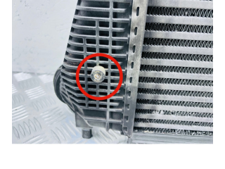 Интеркулер  1K0121345M   Audi TT TTS Mk2 