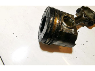 Píst Nissan Almera Tino