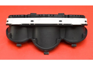 Přístrojová deska KIA Soul 2010 94013-2K210, 94013-2K210